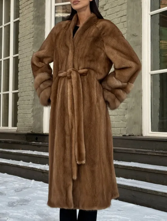 Шуба норковая кимоно VINTAGE GOLD рукава с отделкой из меха куницы - фото 4