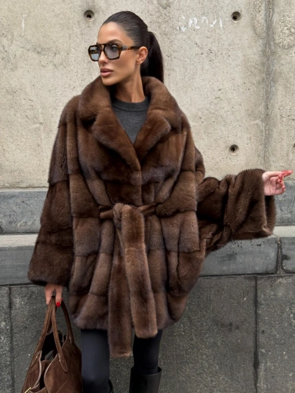 Полушубок из меха норки Brown Velvet, английский воротник фасон - летучая мышь - фото 0