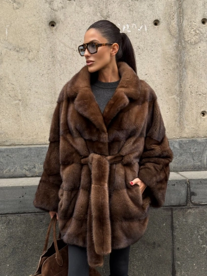 Полушубок из меха норки Brown Velvet, английский воротник фасон - летучая мышь - фото 7