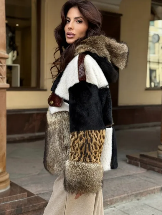 Женская меховая куртка с капюшоном из аукционной норки- черная - фото 3