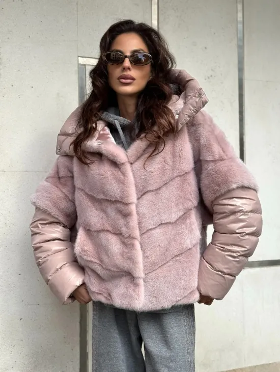 Зимняя норковая куртка - жилет с капюшоном - фото 8