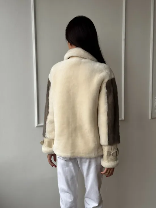 Дубленка из натуральной овчины с рукавами из меха норки - фото 8